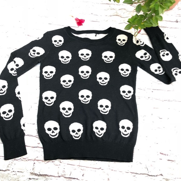 TCEC reversible skull SOFT sweater pullover - Picture 6 of 7